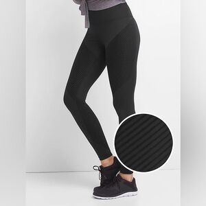 GapFit Sculpt Compression Leggings